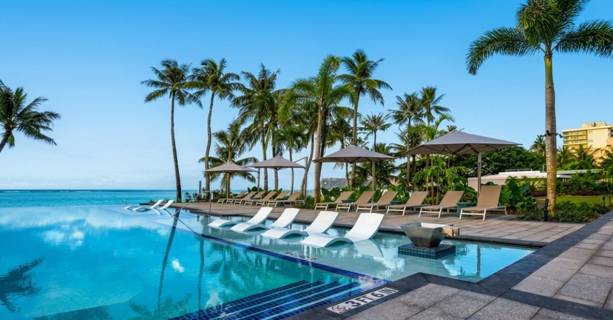 Resort and hotel pool deck shading: a procurement guide - Umbrello Malaysia